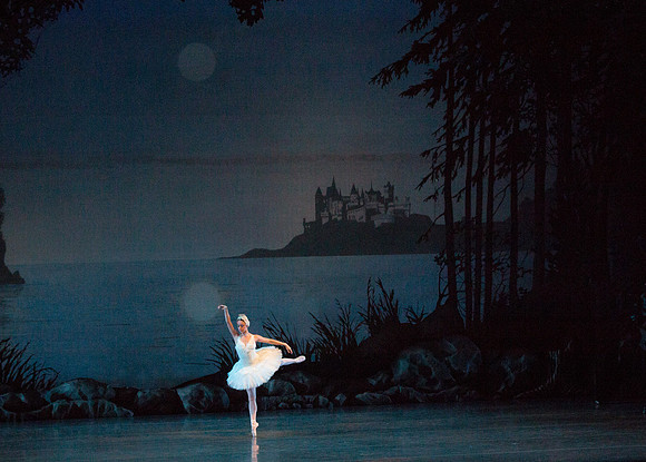20151025_MCB_Swan_Lake_2Cast_Arsht_IMG_7658