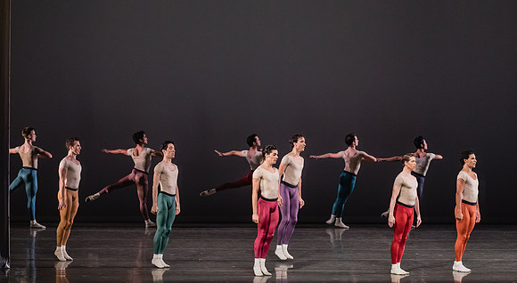 20170113_Glass_Pieces_Akhnaten_PR_MCB_Arsht_73A0963