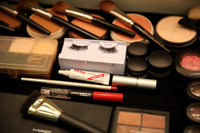20150226_The_Pearl_Fisher_Backstage_Makeup_9C7C0386