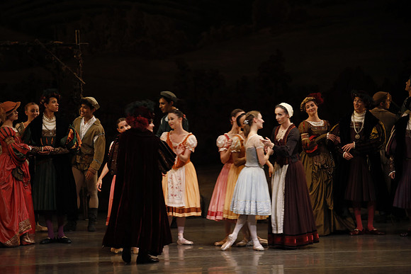 20161021_MCB_Giselle_Act1_Preformance_Arsht_73A0023
