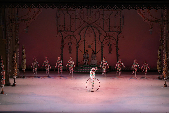 20141229_Nutcracker_WPB_Hoops_CG3P1476