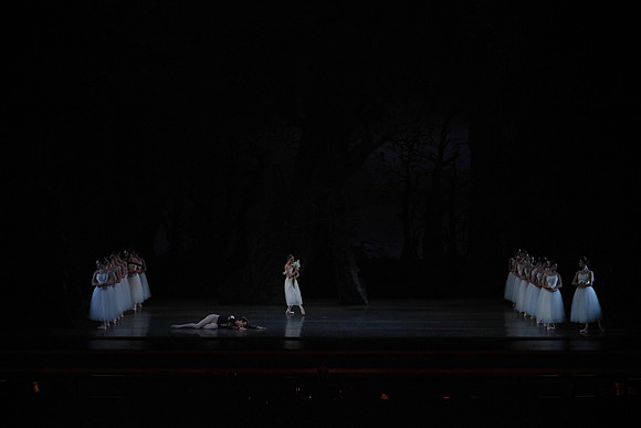 20161020_MCB_Giselle_Act1_DRSH_75A1769