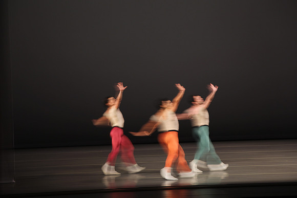 20170113_Glass_Motion_Blur_Samantha_PR_9C7C2238