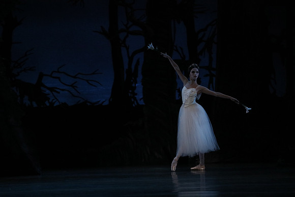 20161020_MCB_Giselle_Act2_DRDA_Arsht_73A6053