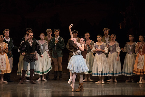 20161022_MCB_Giselle_Act1_2Cast_Tricia_Arsht_73A9318