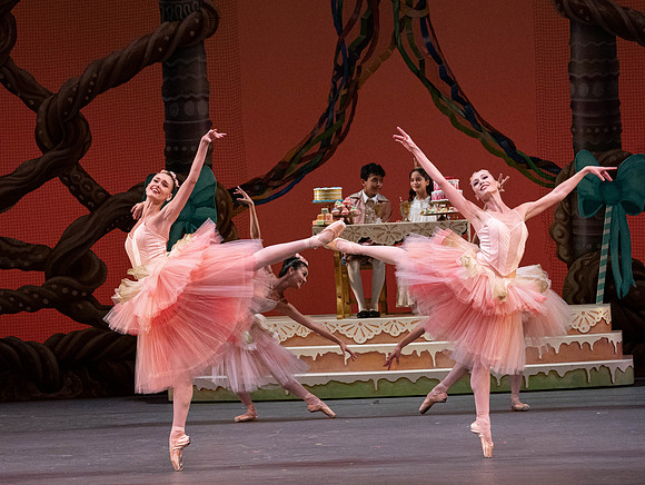 20221215_Nutcrackers_6PM_Dress_Rehersal_DSC1409.ARW