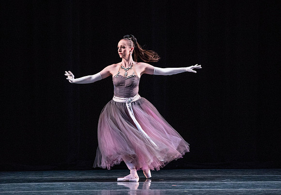 20180405_La Valse_Balanchine_Ravel__73A4187