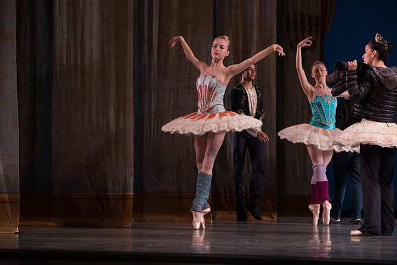 20180207_Theme_and_Variations_Backstage_73A0204