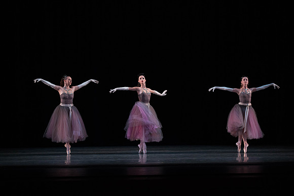 20180405_La Valse_Balanchine_Ravel__73A4196