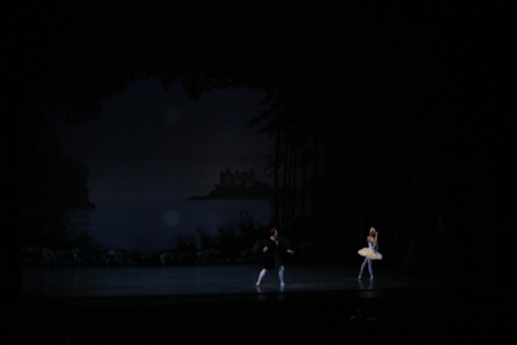 20151023_MCB_Swan_Lake_Prefomance_Arsht__75A2322