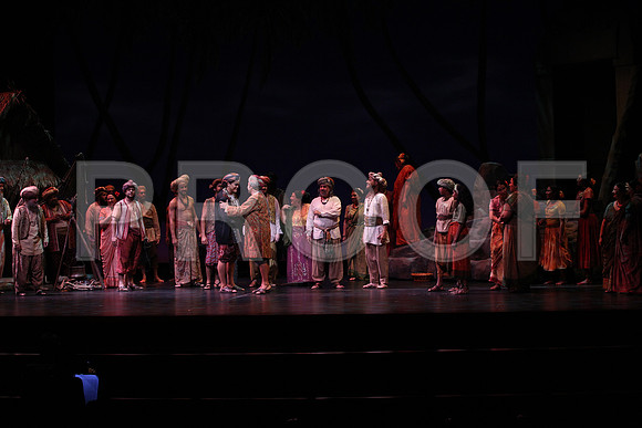 20150226_The_Pearl_Fisher_Act_29C7C0693