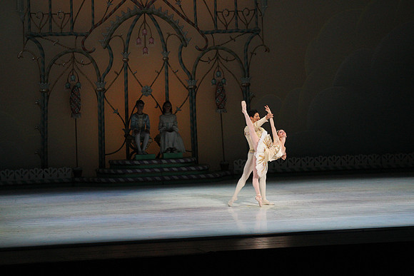 20141223_Nutcracker_ARTC_Pasdedeux_AL1B5743