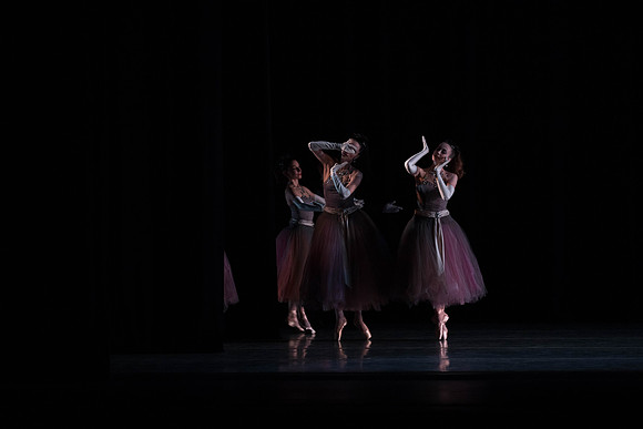 20180405_La Valse_Balanchine_Ravel__73A4217