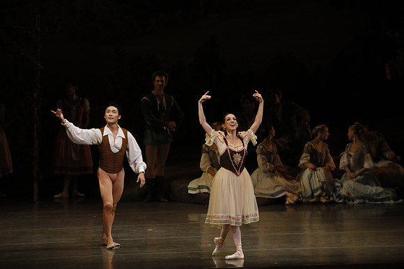 20161023_MCB_Giselle_Act1_3Cast_Jennifer_Laurent_Arsht__73A3142