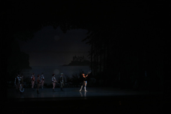 20151023_MCB_Swan_Lake_Prefomance_Arsht__75A2274