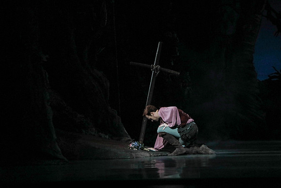 20161020_MCB_Giselle_2Cast_Act2_no Makeup_DRDA_Arsht_73A1575