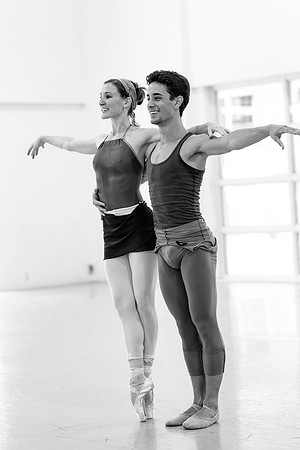 6056_DG_10042011_MCB_AL1B0943