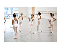 6038_DG_Miami_Ballet_Rehersal_Kids_3_FL_ZV4N8963