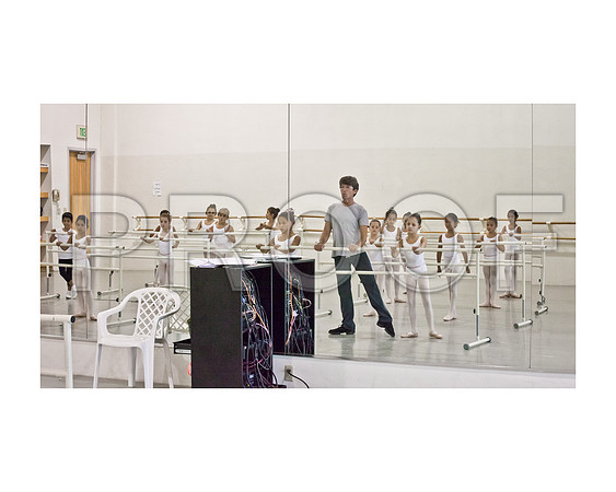 6038_DG_Miami_Ballet_Rehersal_Kids_3_FL_IMG_3864