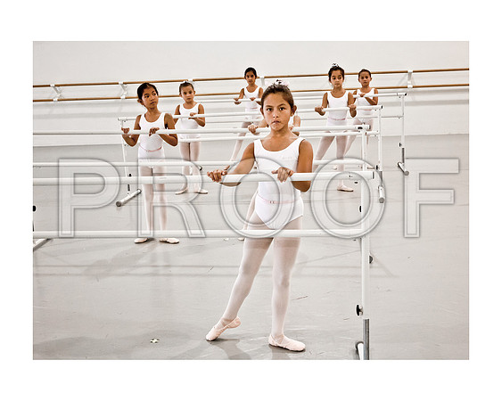 6038_DG_Miami_Ballet_Rehersal_Kids_3_FL_ZV4N8987