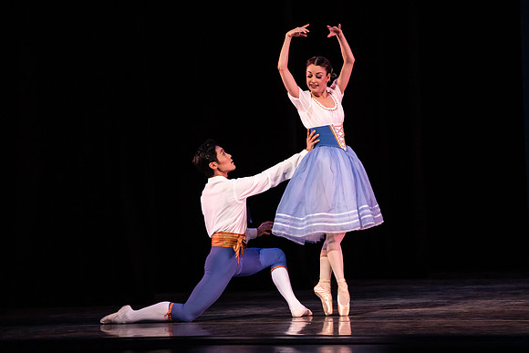 20190221_The Flower_festival_in_Genzano_pas_de_Deux_MG_2355