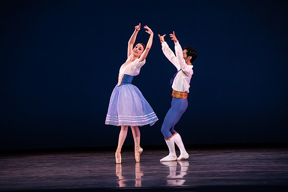 20190221_The Flower_festival_in_Genzano_pas_de_Deux_MG_2363