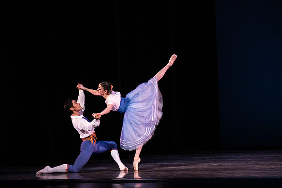 20190221_The Flower_festival_in_Genzano_pas_de_Deux_MG_2341