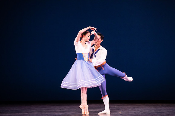 20190221_The Flower_festival_in_Genzano_pas_de_Deux_MG_2237