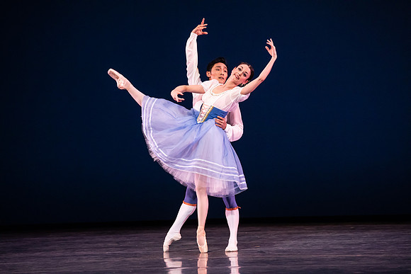 20190221_The Flower_festival_in_Genzano_pas_de_Deux_MG_2289