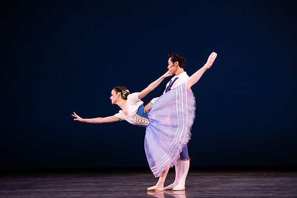 20190221_The Flower_festival_in_Genzano_pas_de_Deux_MG_2274