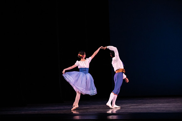 20190221_The Flower_festival_in_Genzano_pas_de_Deux_MG_2301