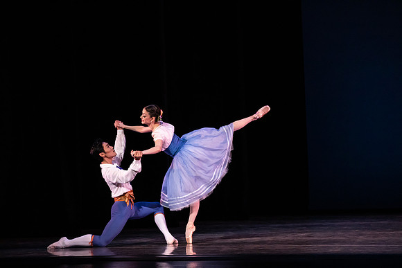 20190221_The Flower_festival_in_Genzano_pas_de_Deux_MG_2339