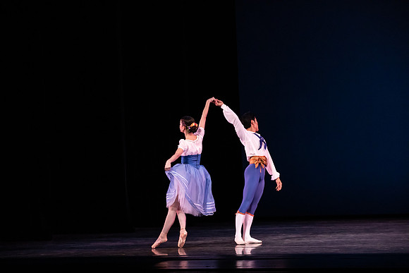 20190221_The Flower_festival_in_Genzano_pas_de_Deux_MG_2300