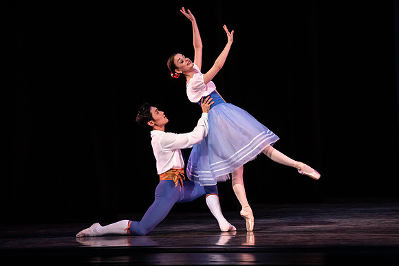 20190221_The Flower_festival_in_Genzano_pas_de_Deux_MG_2353