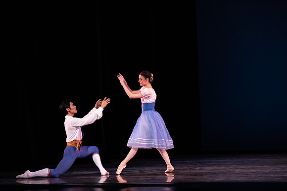 20190221_The Flower_festival_in_Genzano_pas_de_Deux_MG_2335