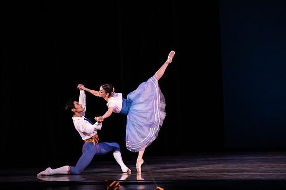 20190221_The Flower_festival_in_Genzano_pas_de_Deux_MG_2342