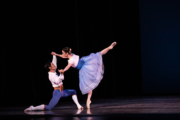 20190221_The Flower_festival_in_Genzano_pas_de_Deux_MG_2346