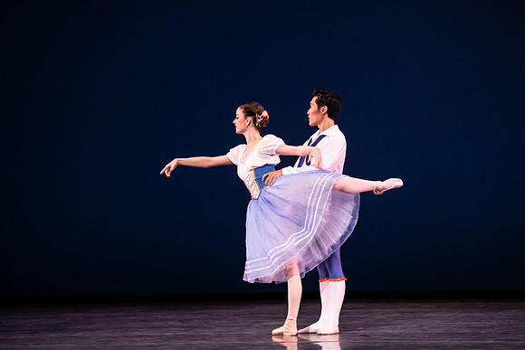 20190221_The Flower_festival_in_Genzano_pas_de_Deux_MG_2253