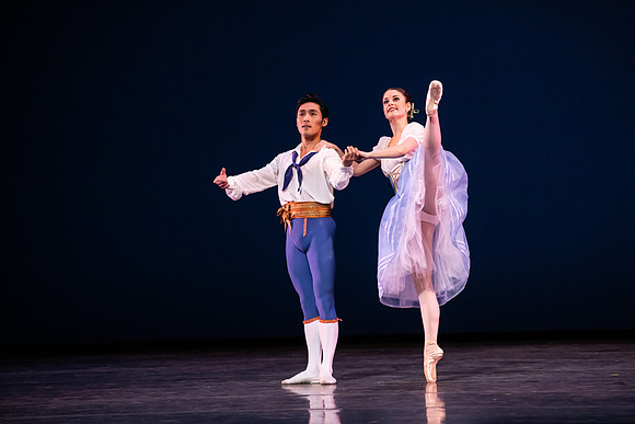 20190221_The Flower_festival_in_Genzano_pas_de_Deux_MG_2388