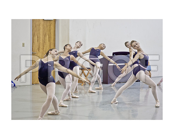 7001_DG_Rehersal_Students_Miami_Ballet_FL_AL1B1792