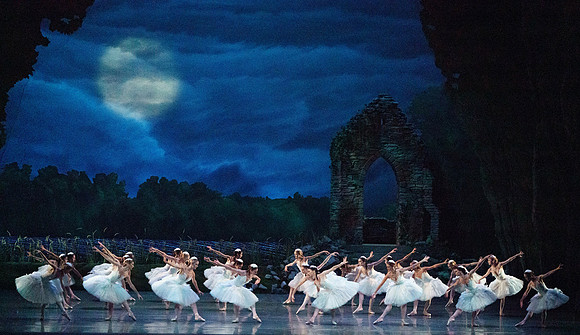 Swan_Lake_2_Cast_Jennifer_MCB_0369
