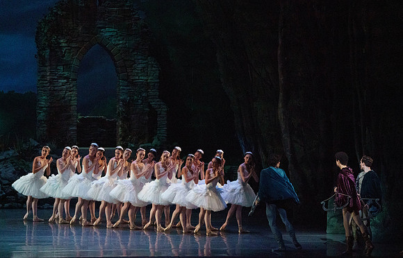 Swan_Lake_2_Cast_Jennifer_MCB_0495