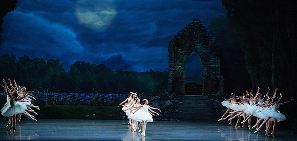 Swan_Lake_2_Cast_Jennifer_MCB_0603