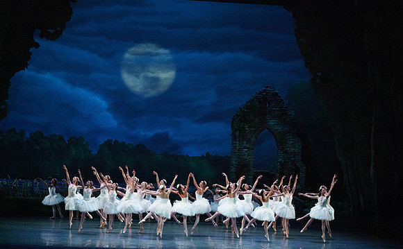 Swan_Lake_2_Cast_Jennifer_MCB_0713