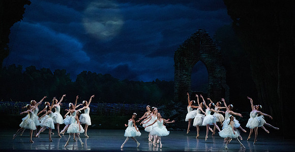 Swan_Lake_2_Cast_Jennifer_MCB_0618