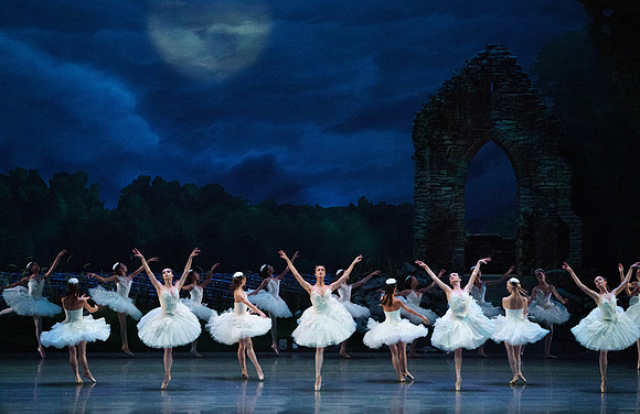 Swan_Lake_2_Cast_Jennifer_MCB_0658