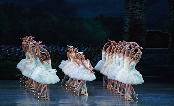 Swan_Lake_2_Cast_Jennifer_MCB_0583