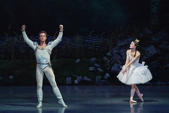 Swan_Lake_2_Cast_Jennifer_MCB_0288
