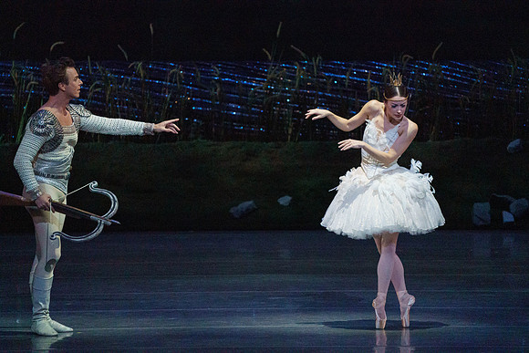 Swan_Lake_2_Cast_Jennifer_MCB_0023