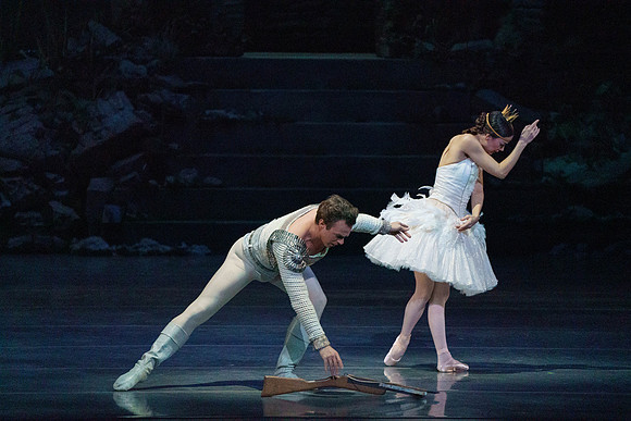 Swan_Lake_2_Cast_Jennifer_MCB_0036